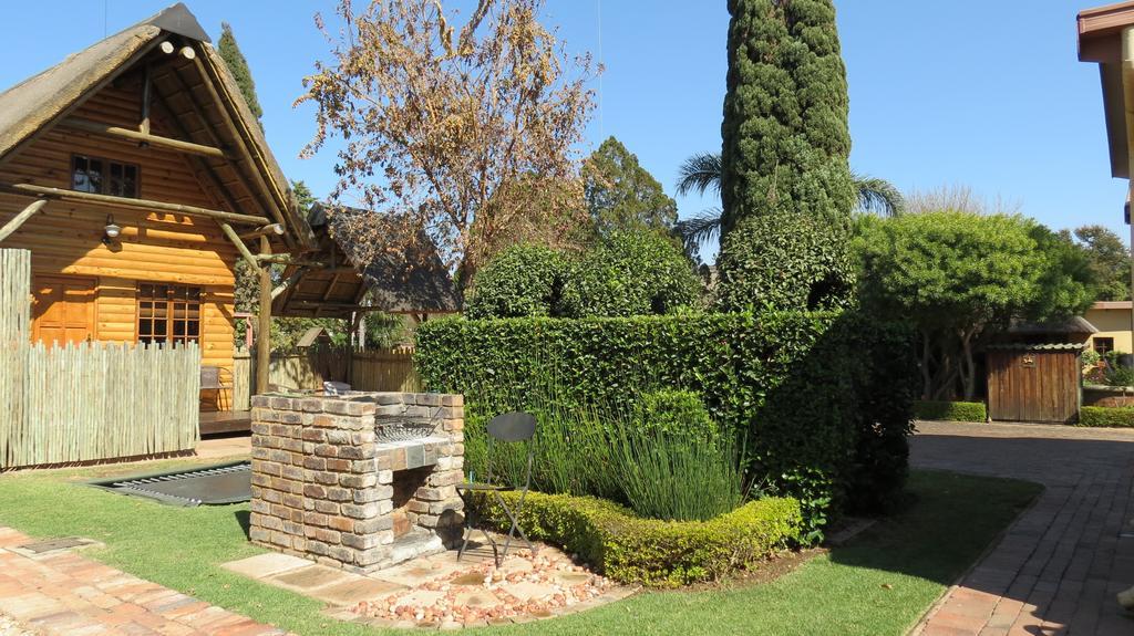 Ciara Guesthouse Pretoria-Noord Extérieur photo