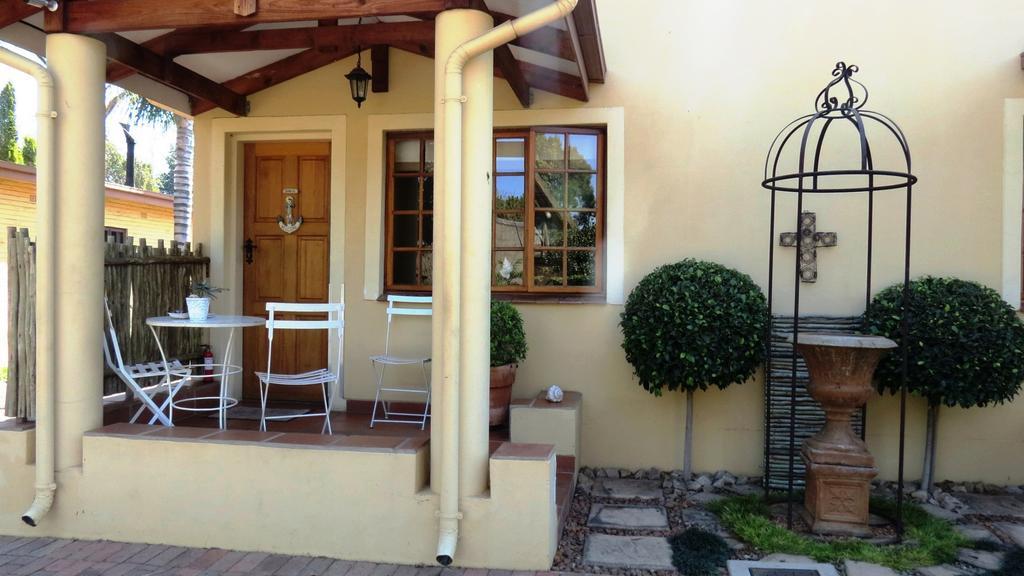 Ciara Guesthouse Pretoria-Noord Extérieur photo