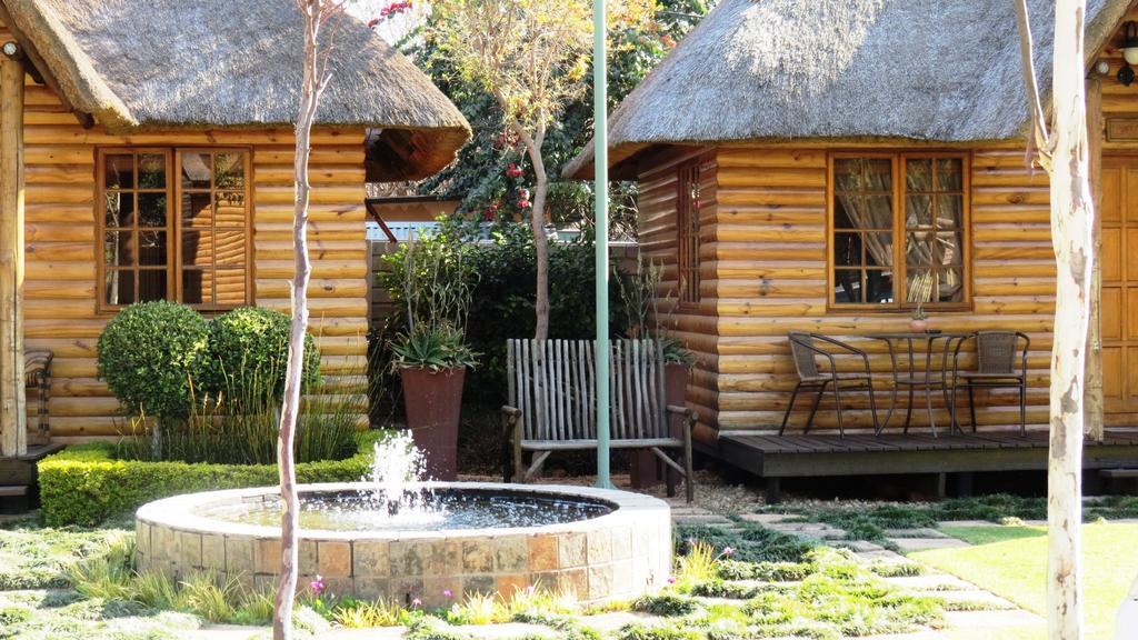 Ciara Guesthouse Pretoria-Noord Extérieur photo