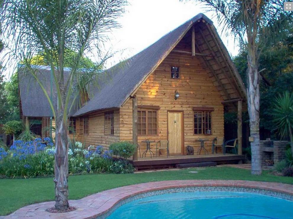 Ciara Guesthouse Pretoria-Noord Extérieur photo