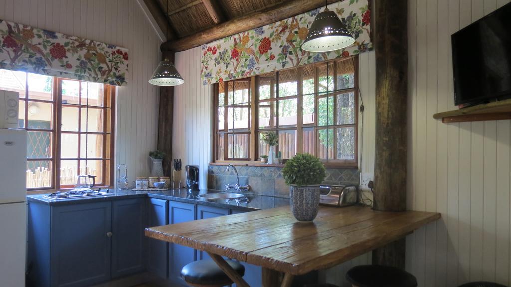 Ciara Guesthouse Pretoria-Noord Extérieur photo